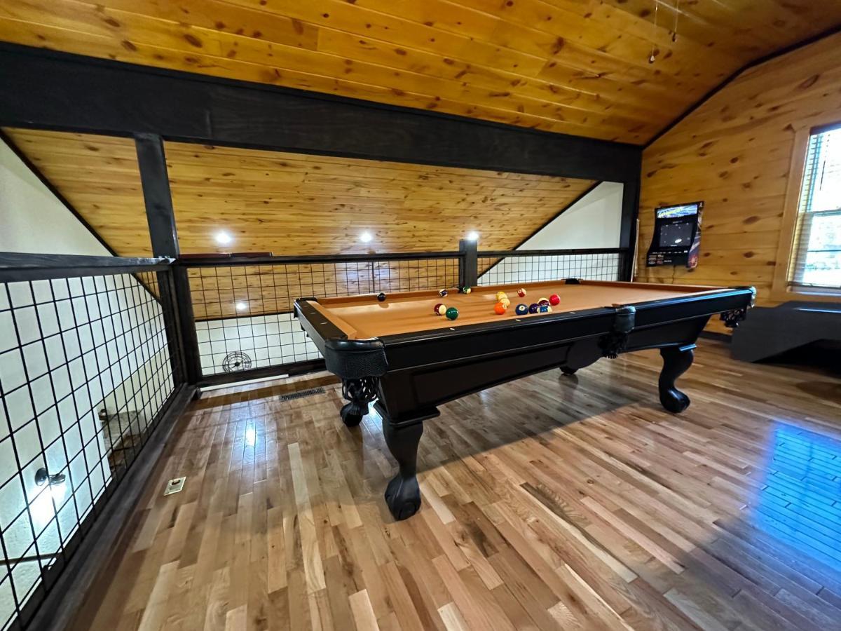Smoky Mountain Chalet พิเจนฟอร์จ ภายนอก รูปภาพ